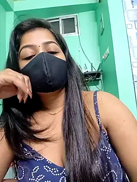 Monalisa Singh online show from May 9, 5:49 pm