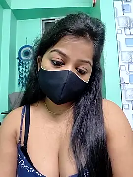 Monalisa Singh online show from May 4, 6:33 pm