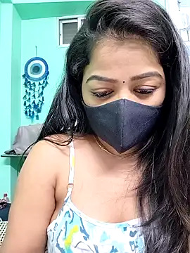 Monalisa Singh online show from April 17, 6:22 pm