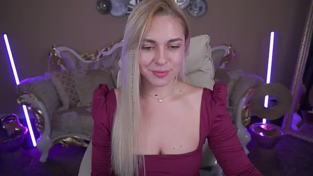 Snapshot of ArishkaLulu chatting on December 4, 6:56 am ArishkaLulu online show from December 4, 6:56 am