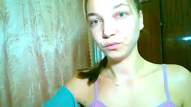 EmillyPlay online show from November 20, 6:47 am