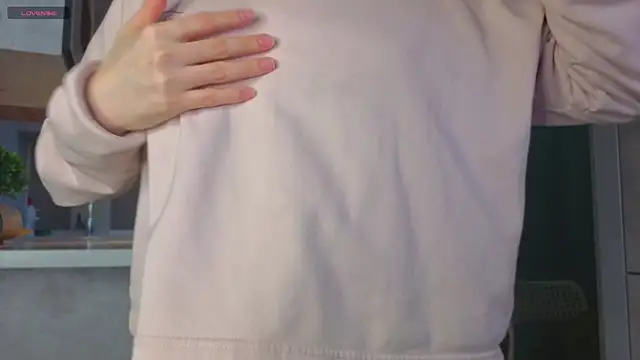 DonnaBurkee online show from April 10, 4:30 am