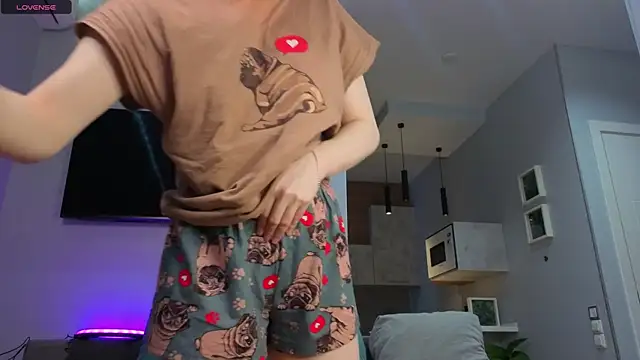 DonnaBurkee online show from February 19, 4:09 am