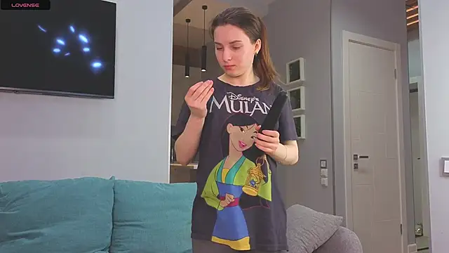 Snapshot of DonnaBurkee chatting on November 21, 4:44 am DonnaBurkee online show from November 21, 4:44 am