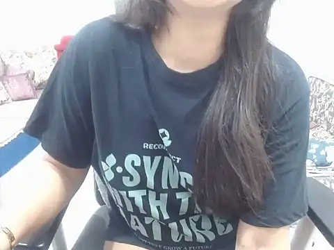 Snapshot of InayatSingh chatting on July 11, 10:15 am InayatSingh online show from July 11, 10:15 am