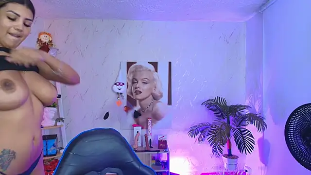 SALOOMEE   online show from January 9, 9:55 pm