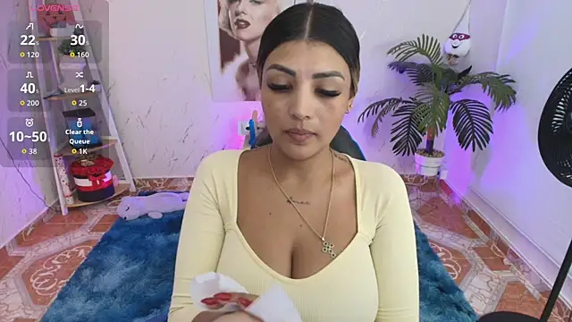 SALOOMEE   online show from April 9, 8:04 pm