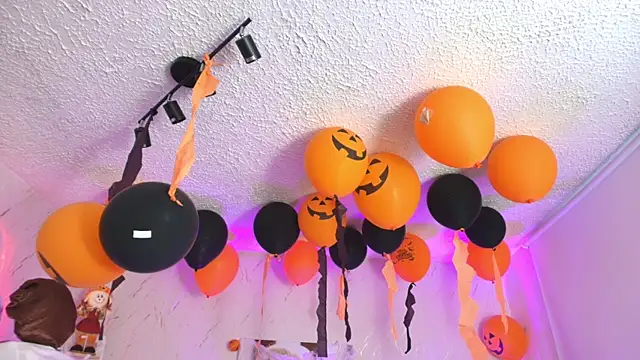 SALOOMEE   online show from October 31, 11:07 am