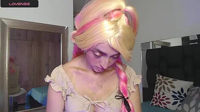 arenita  stone online show from February 13, 8:03 pm