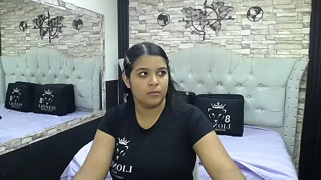 Snapshot of sia_cavad chatting on October 31, 12:57 pm sia cavad online show from October 31, 12:57 pm