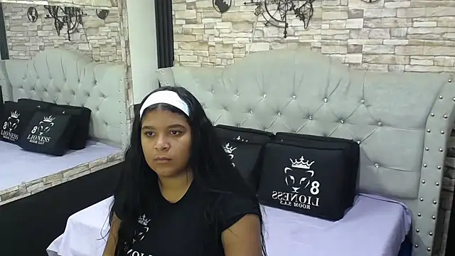 Snapshot of sia_cavad chatting on March 6, 12:52 pm sia cavad online show from March 6, 12:52 pm