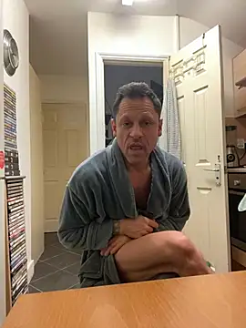 Yourhotboy 42 online show from February 4, 7:11 pm