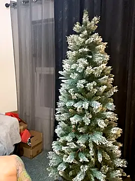 Yourhotboy 42 online show from November 29, 5:57 pm