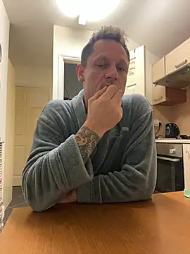 Yourhotboy 42 online show from February 4, 12:19 am