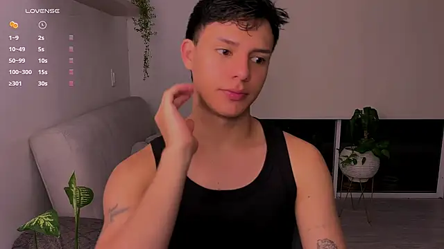 Alexxblue online show from October 24, 5:39 am