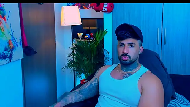 naugthy dominant online show from November 14, 11:52 pm