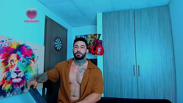 naugthy dominant online show from October 28, 12:04 pm