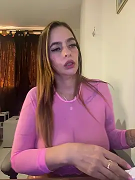Alessandra Schmoll online show from June 10, 4:08 pm