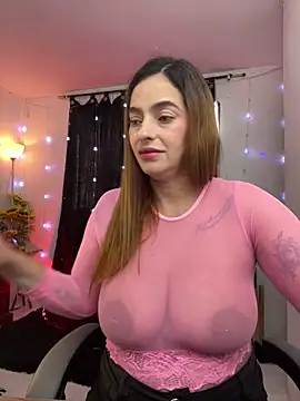 Alessandra Schmoll online show from December 5, 1:43 pm