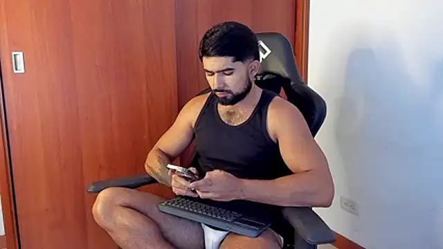ethaanjones online show from July 11, 5:46 pm