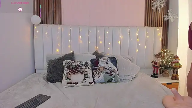 ivy collins online show from December 19, 10:39 am