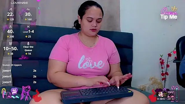 brunnette hot online show from February 14, 10:37 am