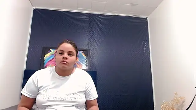 Snapshot of brunnette_hot chatting on February 25, 11:21 am brunnette hot online show from February 25, 11:21 am