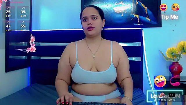 Snapshot of brunnette_hot chatting on September 26, 10:33 am brunnette hot online show from September 26, 10:33 am