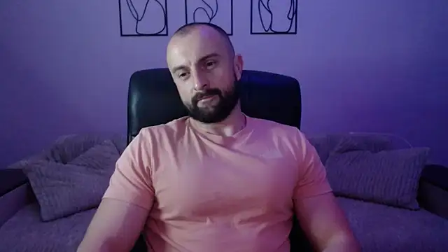 brindlefly6969 online show from May 22, 12:14 pm