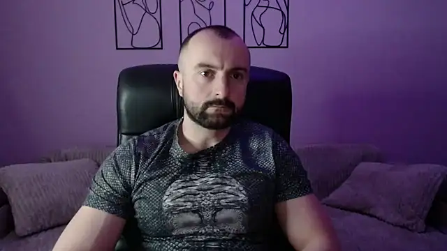 brindlefly6969 online show from March 25, 11:20 am