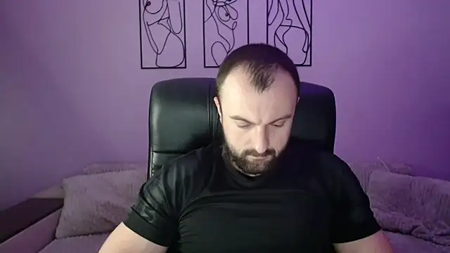 brindlefly6969 online show from February 18, 11:28 am