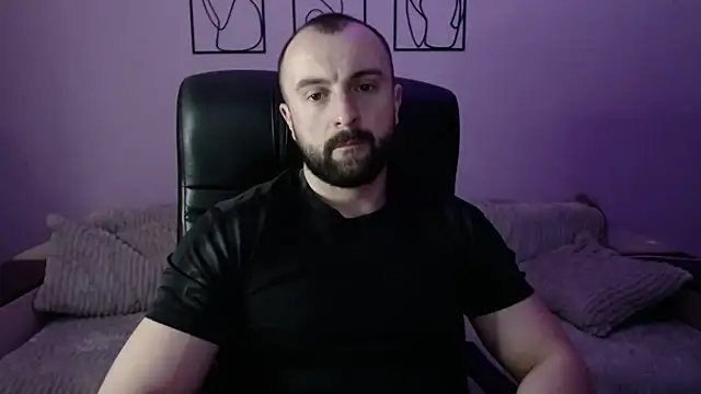 brindlefly6969 online show from March 31, 10:17 am