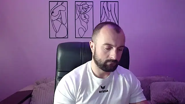 brindlefly6969 online show from November 4, 11:25 am