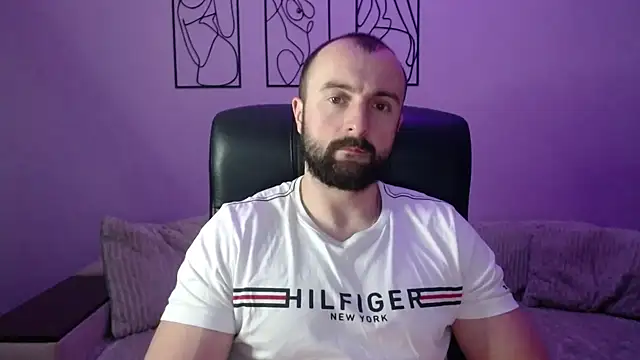 brindlefly6969 online show from December 20, 12:08 pm