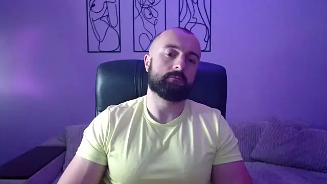 brindlefly6969 online show from October 25, 10:36 am