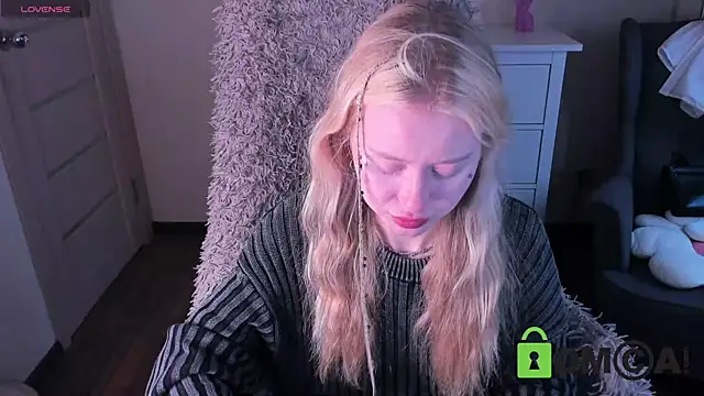 Snapshot of MalenaErnman chatting on September 21, 10:31 am MalenaErnman online show from September 21, 10:31 am