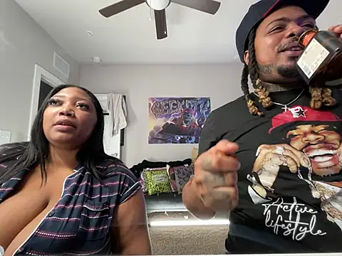 4EVAGLACIERS online show from February 7, 6:32 am