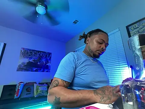 4EVAGLACIERS online show from March 24, 3:17 am