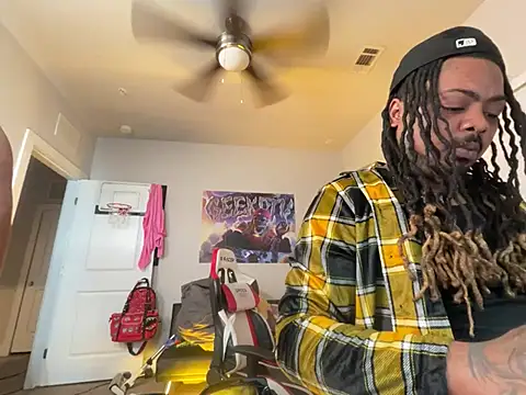 4EVAGLACIERS online show from April 8, 5:09 am