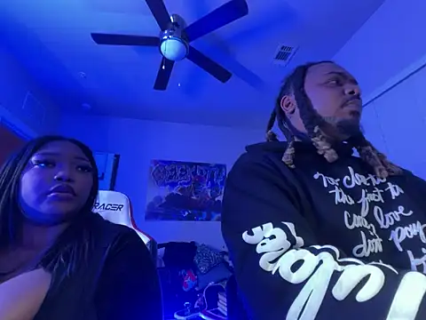 4EVAGLACIERS online show from February 1, 5:38 am