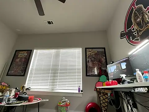 4EVAGLACIERS online show from April 13, 3:49 pm