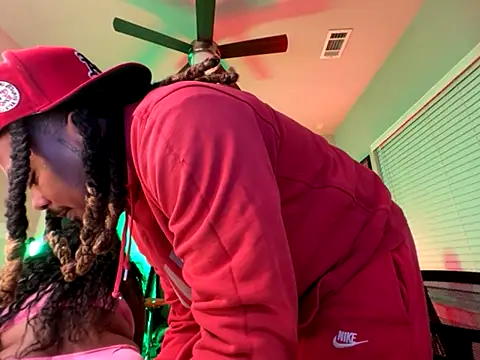 Snapshot of 4EVAGLACIERS chatting on September 22, 3:12 am 4EVAGLACIERS online show from September 22, 3:12 am