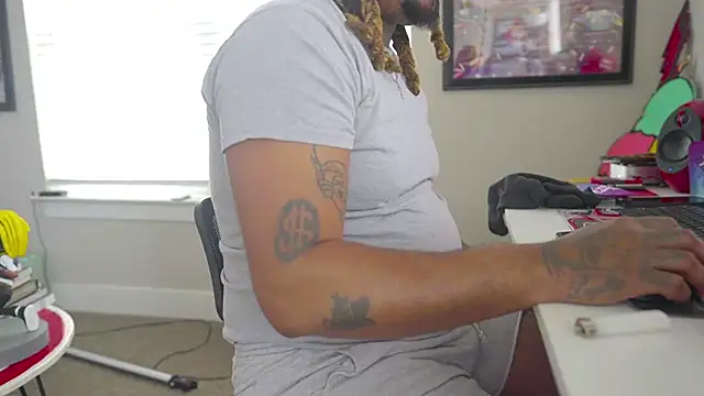 Snapshot of 4EVAGLACIERS chatting on September 24, 3:18 pm 4EVAGLACIERS online show from September 24, 3:18 pm