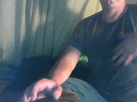 Snapshot of gaby9797 chatting on February 26, 7:52 am gaby9797 online show from February 26, 7:52 am