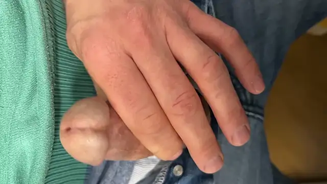 havefun32 online show from April 13, 1:37 pm