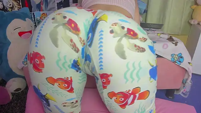 bonnie moon online show from December 23, 4:12 am