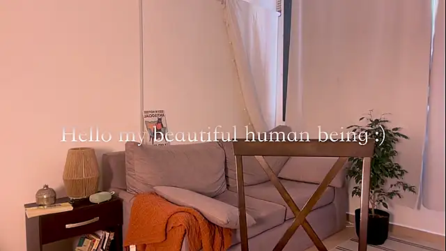 Your Hand In mine online show from April 17, 7:49 pm