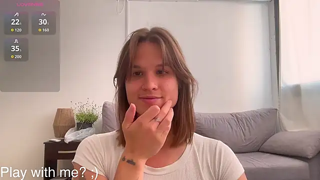 Your Hand In mine online show from October 25, 5:02 pm