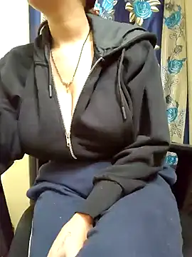 Bhabhi  sexy online show from December 26, 5:30 pm