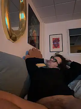 hardmecl online show from March 6, 11:00 pm